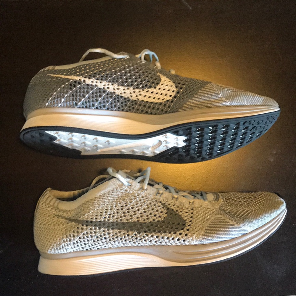 Nike Flyknit Racer